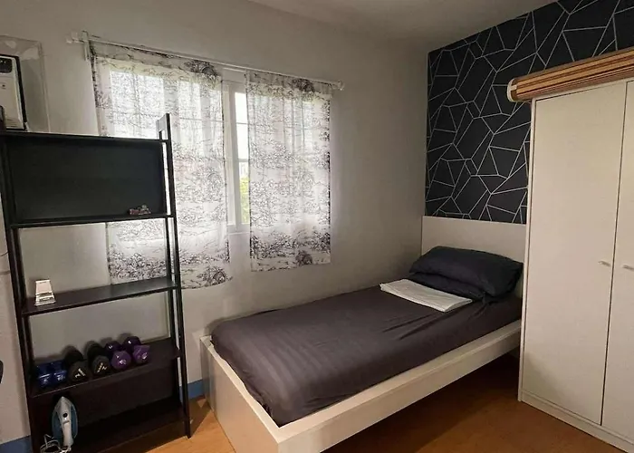 Modern 2 Storey 2br With 2 Parking Space Manila