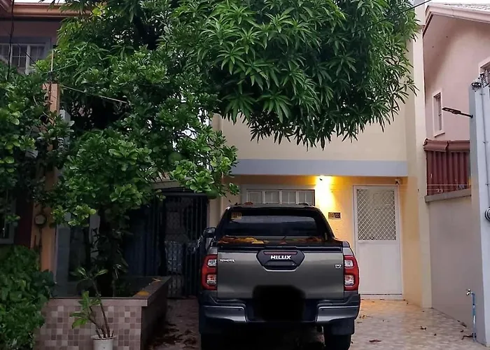 Holiday home Modern 2 Storey 2br With 2 Parking Space Manila